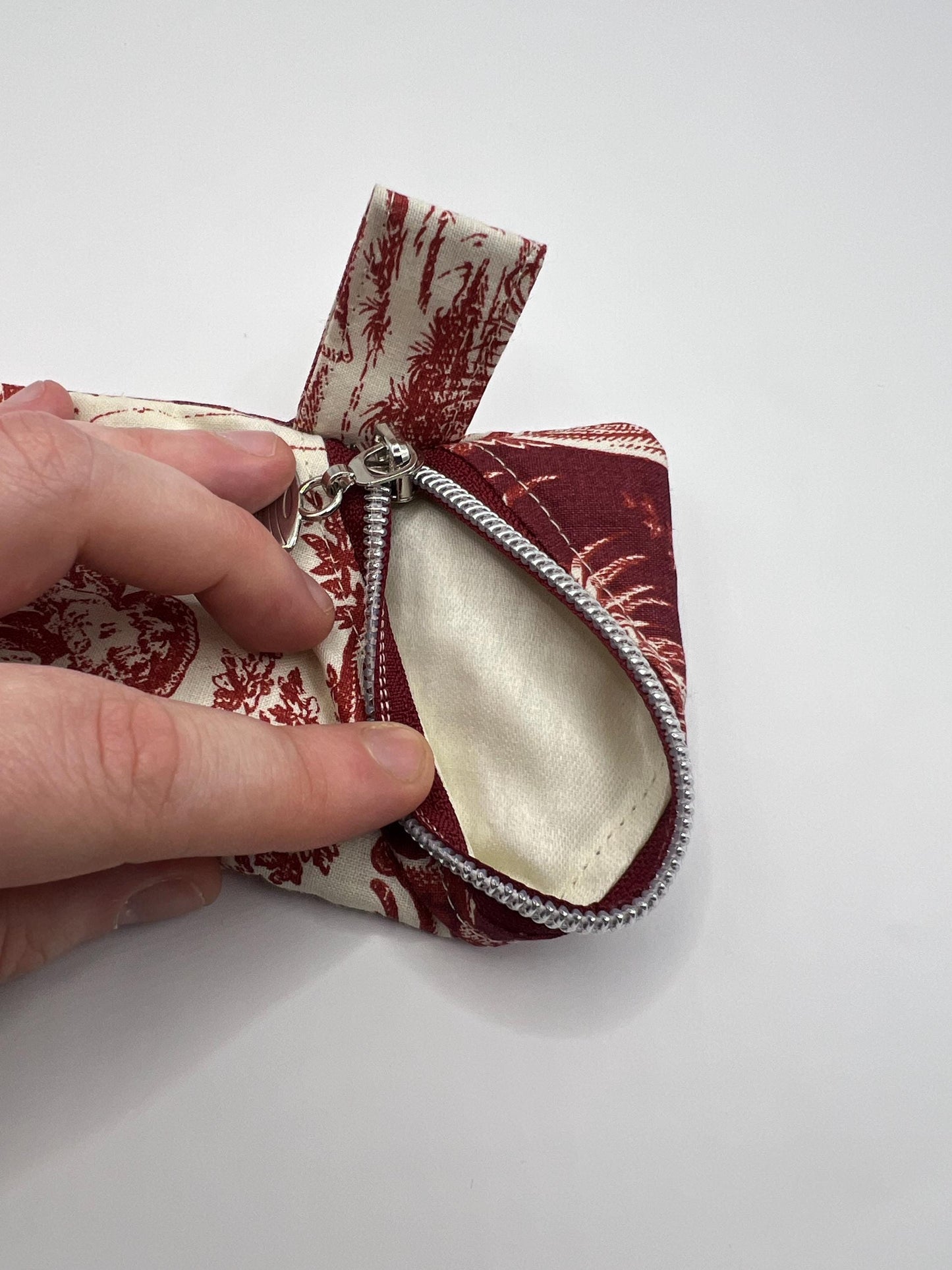 Upcycled Toile De Jouy Glasses Case - Handmade Pencil Case - Repurposed Fabric - Poetcore